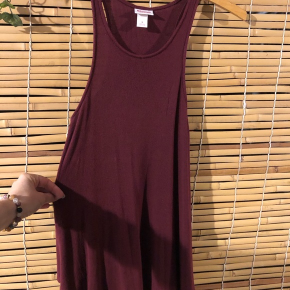 Very Short Loose Maroon Dress - Picture 2 of 4